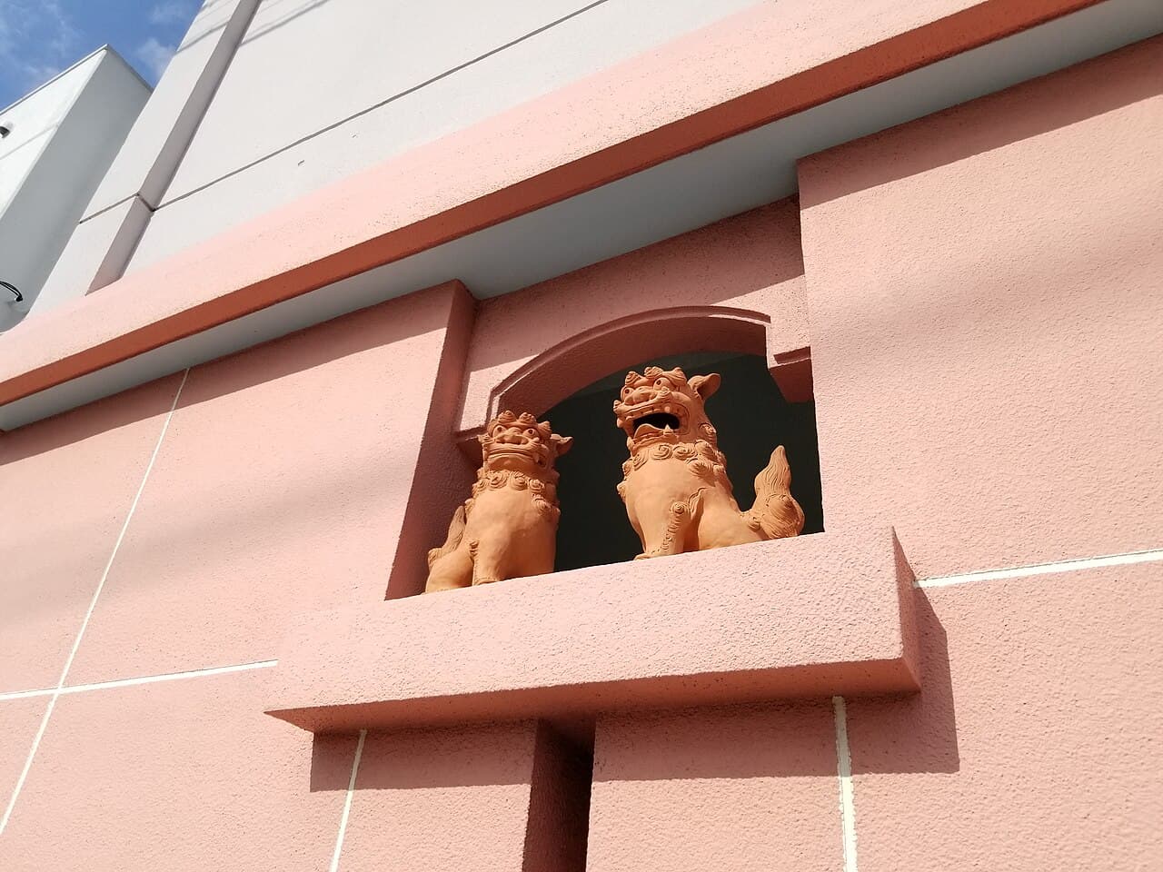 A pair of shisa guardian lions in Naha, the most iconic Okinawa souvenir